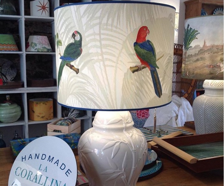 Our fantastic Fauna Pappagalli Colorful lampshade!